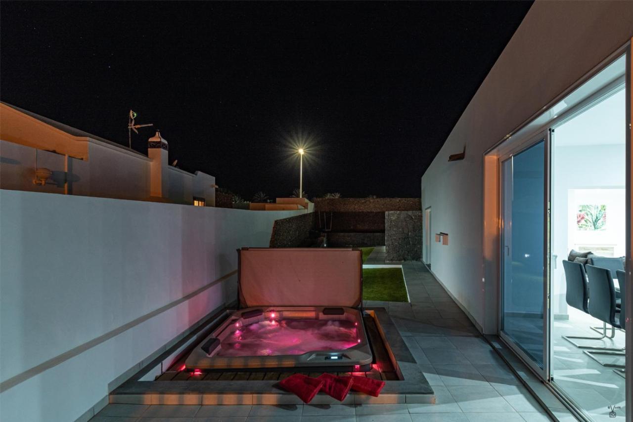 Villa Rossa - Villas Now - Lh215 By Villas Now Ltd Playa Blanca  Zewnętrze zdjęcie