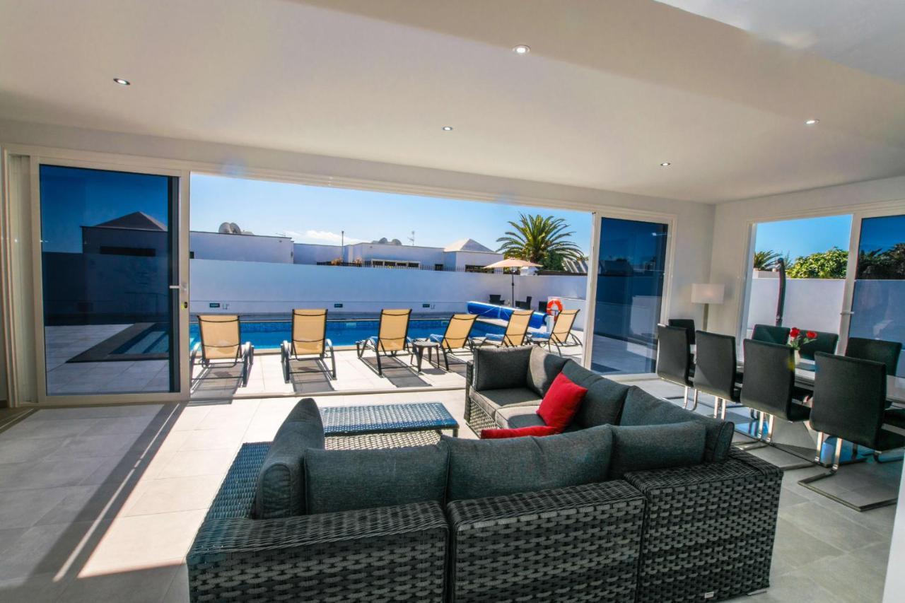 Villa Rossa - Villas Now - Lh215 By Villas Now Ltd Playa Blanca  Zewnętrze zdjęcie