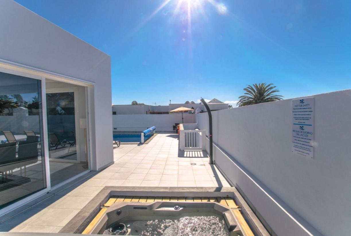 Villa Rossa - Villas Now - Lh215 By Villas Now Ltd Playa Blanca  Zewnętrze zdjęcie